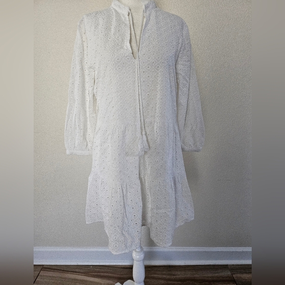 Harper Wren Boho Eyelet Smock Brachie Withe Dress size Medium. - Picture 2 of 16